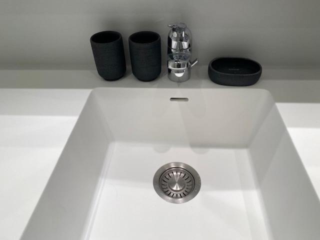 Studio Saint-Tropez ออสเทนด์ ภายนอก รูปภาพ